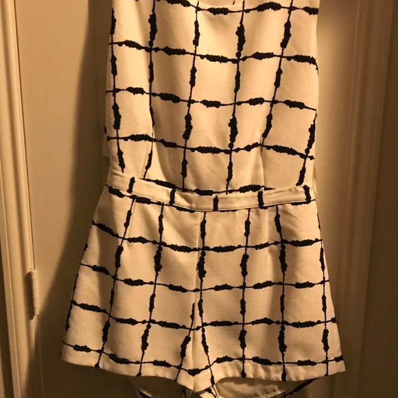 Cute but classy jumper - Picture 2 of 2